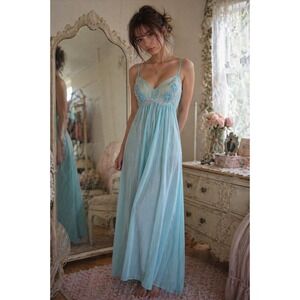 Y2K‎ Coquette Vintage Henson Kickernick Blue Slip Dress Lace Nightgown Maxi 32